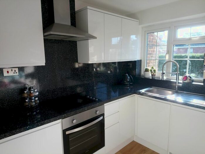 1 Bedroom Maisonette To Rent In Olympic Way, Bishopstoke, Eastleigh, SO50