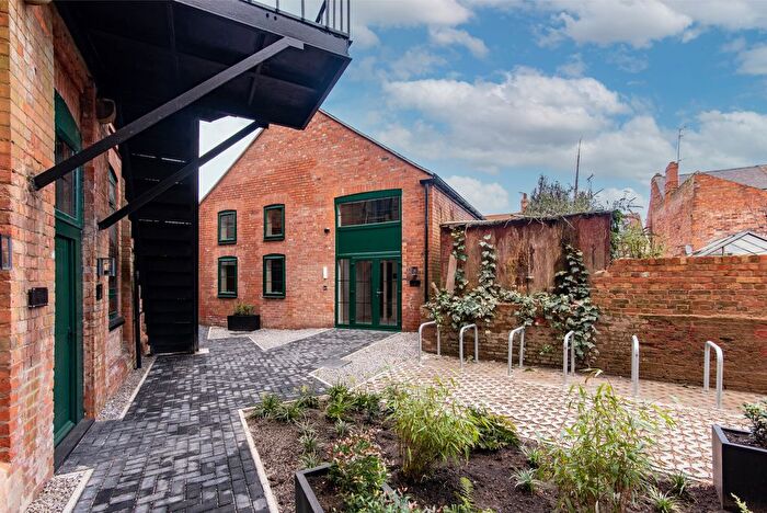 2 Bedroom Flat To Rent In Victoria Street, Newark, NG24