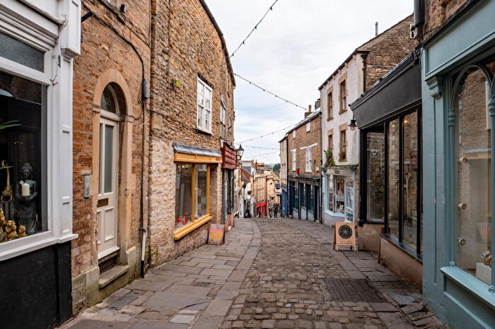 1 Bedroom Flat For Sale In Catherine Hill, Frome, BA11