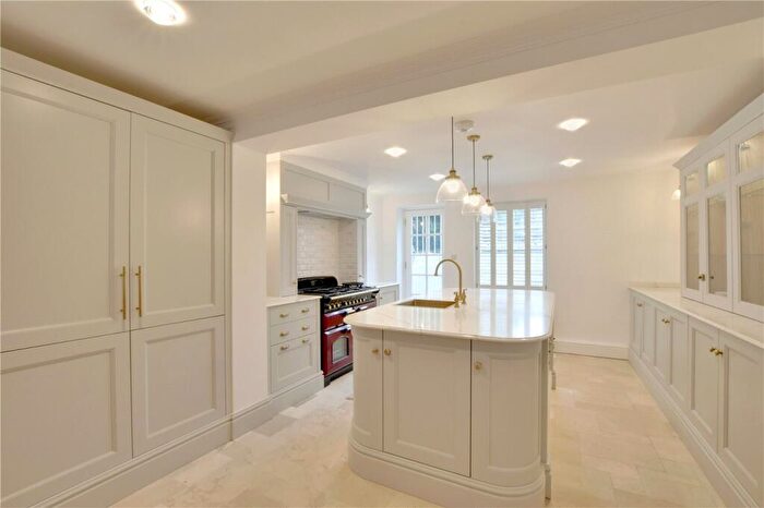6 Bedroom Detached House To Rent In Belmont Hill, London, SE13