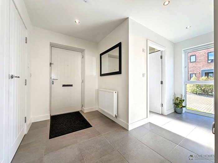 5 Bedroom Detached House For Sale In Hindburn Drive, Preston, PR3