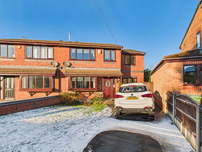 4 Bedroom Semi Detached House For Sale In Brookside Way, Haydock, WA11