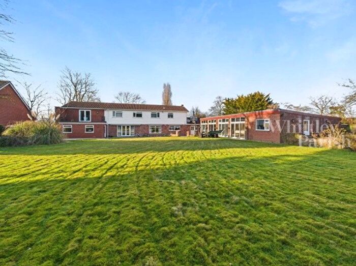 5 Bedroom Detached House To Rent In Norwich Road, Attleborough, NR17