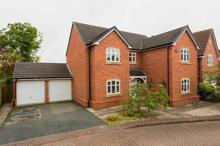 5 Bedroom Detached House For Sale In Jubilee Court, Tollerton, York, YO61