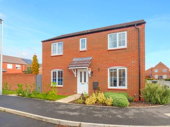 3 Bedroom Detached House To Rent In Oak Place, Bidford-on-Avon, B50