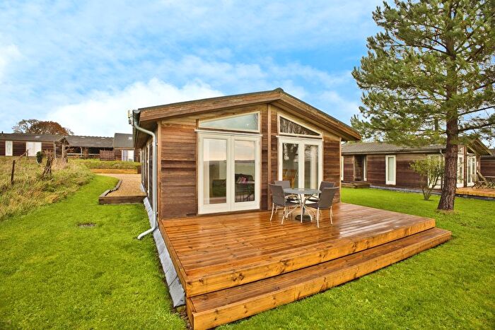 2 Bedroom Park Home For Sale In Bradford Abbas, Sherborne, Dorset, DT9