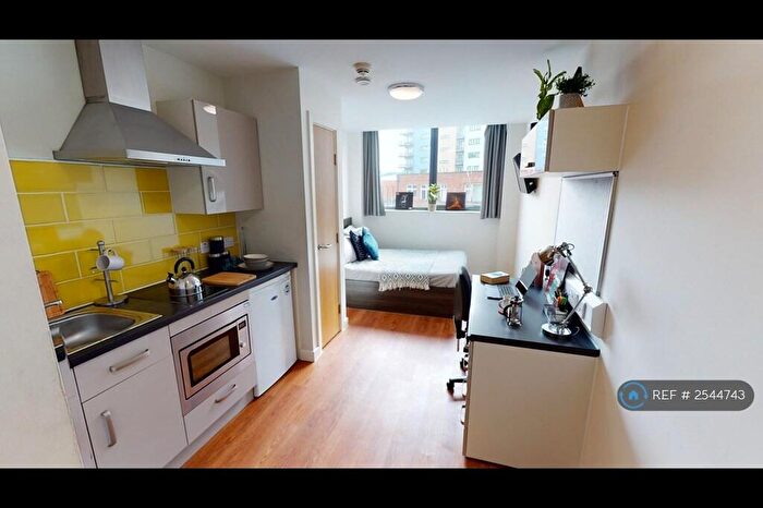 Studio To Rent In St James Boulevard, Newcastle Upon Tyne, NE1