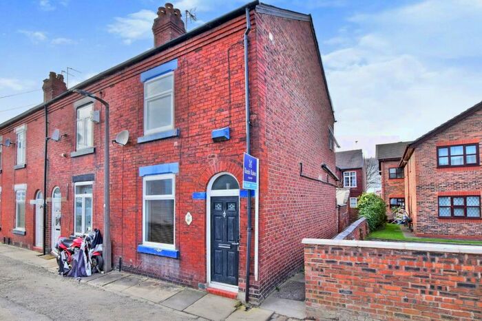 2 Bedroom End Of Terrace House To Rent In Oak Street, Hazel Grove, Stockport, Cheshire, SK7