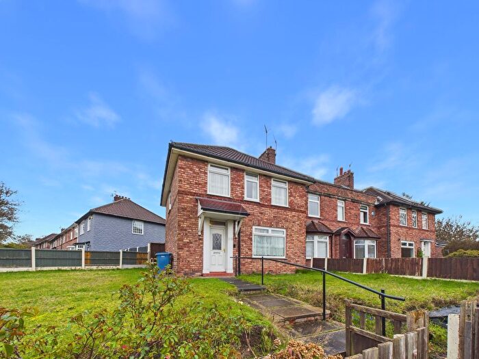 3 Bedroom Town House For Sale In Mather Avenue, Allerton, Liverpool., L19