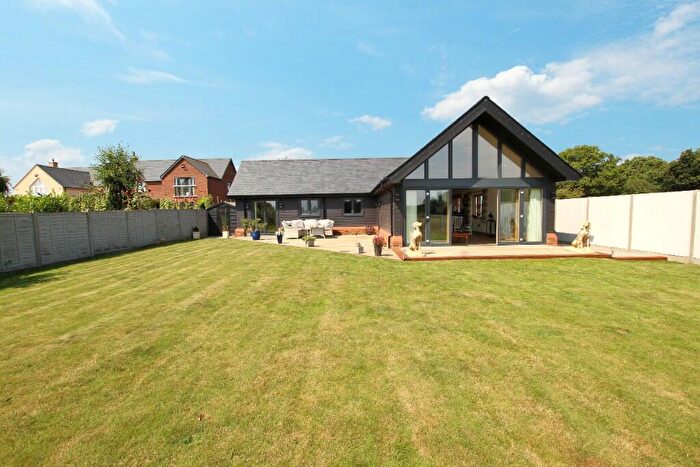 2 Bedroom Detached Bungalow For Sale In Everton Road, The Heath, Gamlingay, SG19