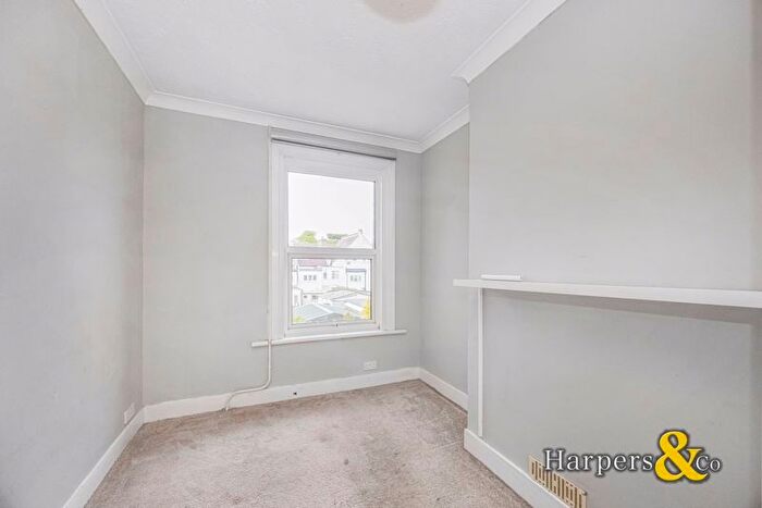 2 Bedroom Terraced House For Sale In Beaconsfield Road, Bexley, DA5