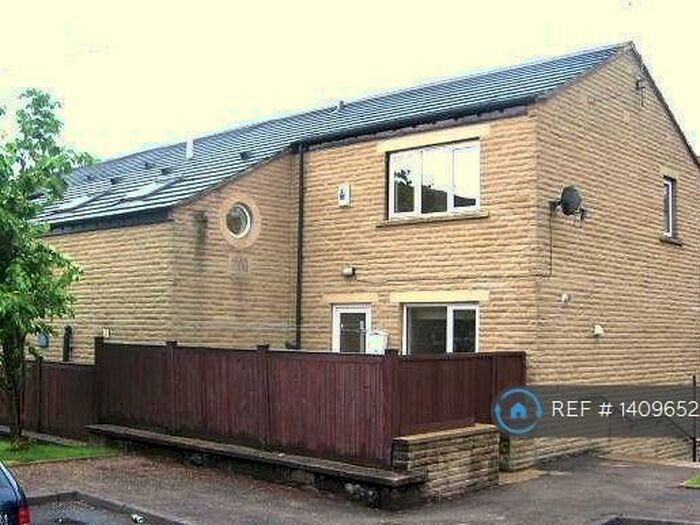 2 Bedroom Semi-Detached House To Rent In Alan House, Elland, HX5