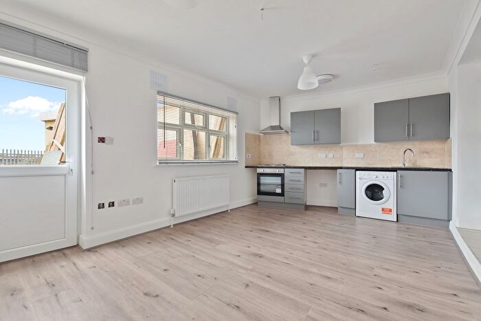 1 Bedroom Flat To Rent In Burnley Road, London, NW10