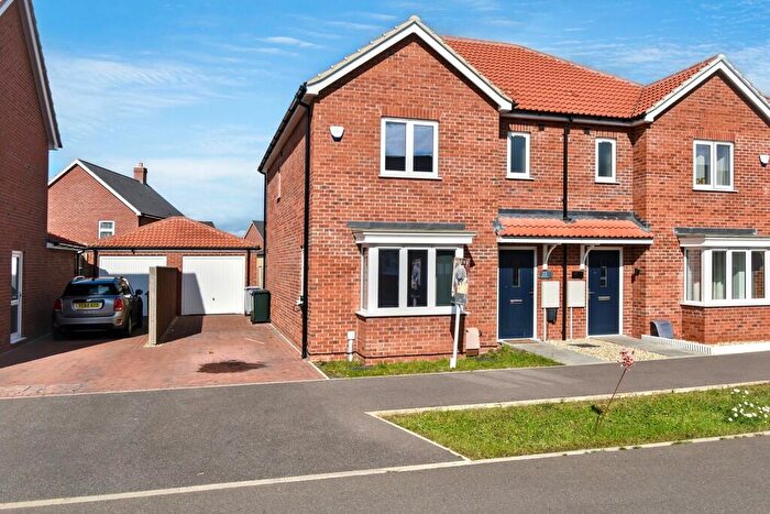 3 Bedroom Semi-Detached House For Sale In Buddleia Drive, Louth, LN11