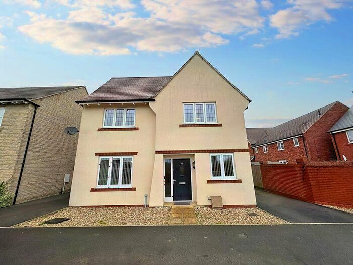 4 Bedroom Detached House For Sale In Armstrong Road, Cheltenham, GL52