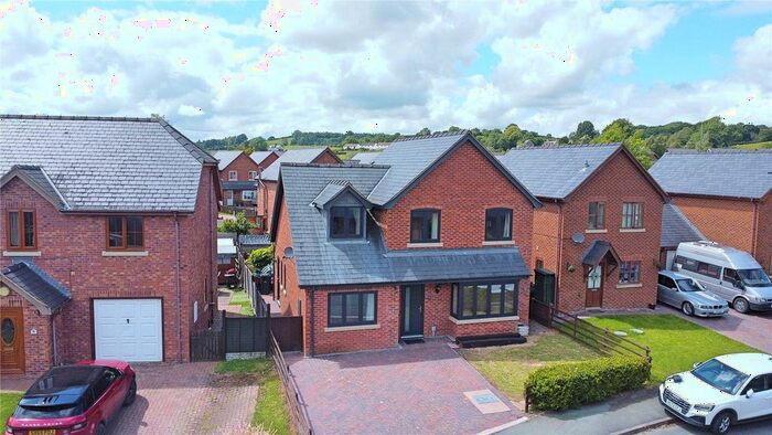 4 Bedroom Detached House For Sale In Parc Hafod, Tregynon, Newtown, Powys, SY16