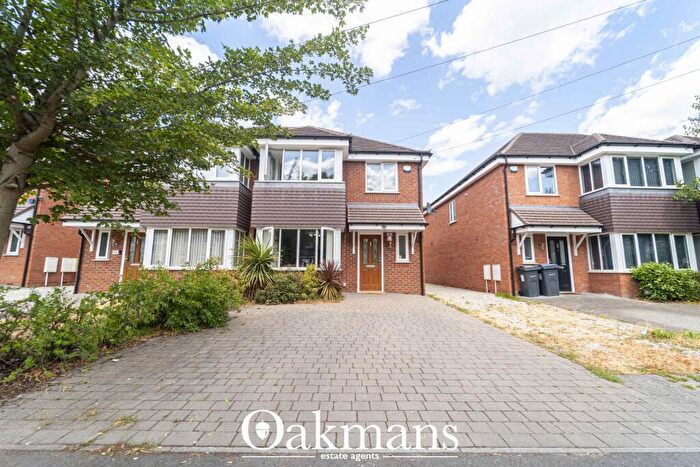 4 Bedroom Semi-Detached House For Sale In Beeches Avenue, Birmingham, West Midlands, B27