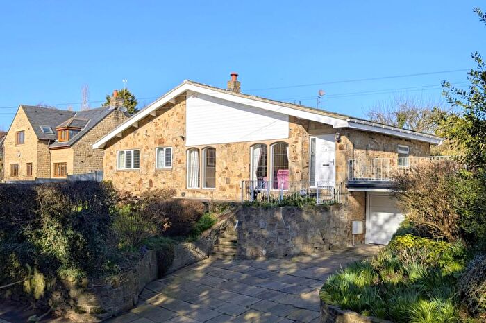 4 Bedroom Detached Bungalow For Sale In Glyrroen, Westgate, Clifton, Brighouse, HD6