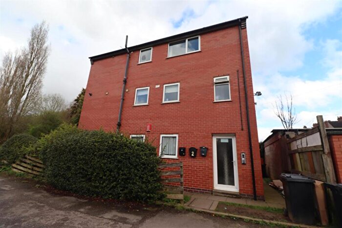 2 Bedroom Flat To Rent In Haunchwood Road, Stockingford, Nuneaton, CV10