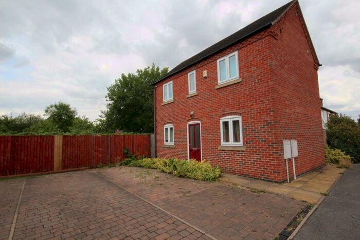 2 Bedroom House To Rent In Alma Road, Swadlincote, Derbyshire, DE11