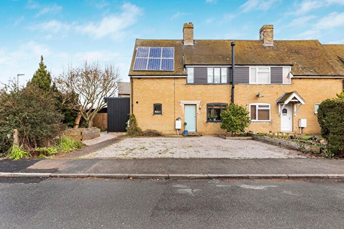 2 Bedroom Semi Detached House For Sale In Cootes Lane, Fen Drayton, CB24