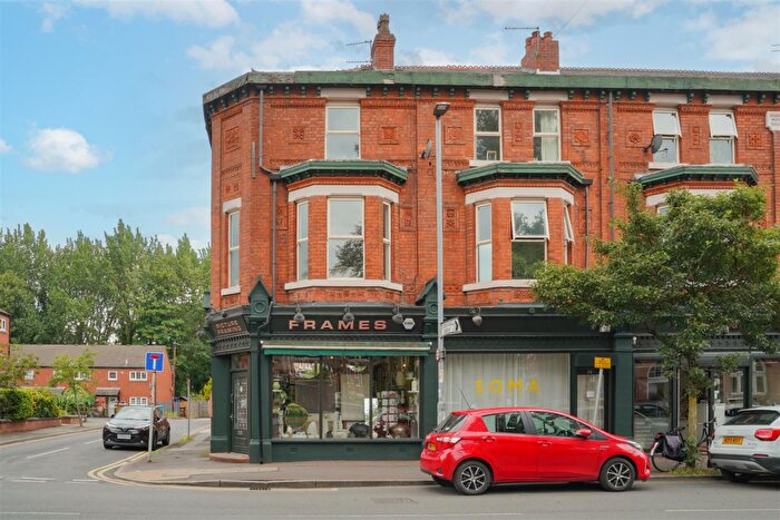 2 Bedroom Apartment For Sale In Waterloo Court, Lapwing Lane, West Didsbury, M20