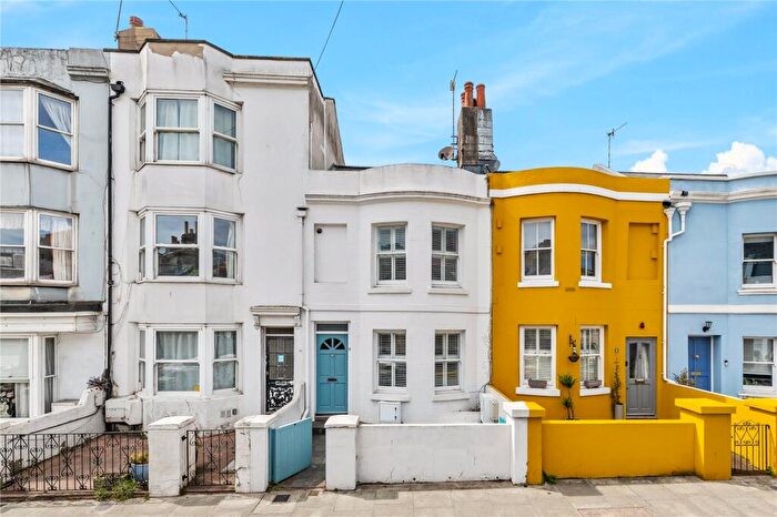 3 Bedroom Terraced House For Sale In Surrey Street, Brighton, East Sussex, BN1