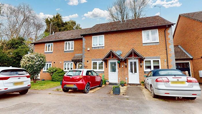 2 Bedroom Terraced House For Sale In Lime Grove, Southmoor, OX13
