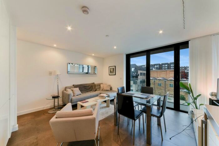 1 Bedroom Apartment To Rent In Book House, City Road, EC1V