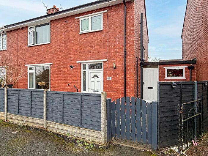3 Bedroom Semi Detached House For Sale In Acorn Close, Cuddington, Northwich, CW8