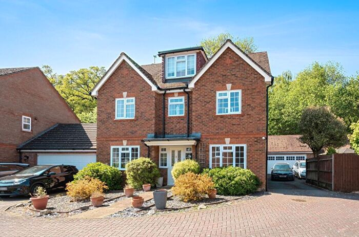 5 Bedroom Detached House For Sale In Blythe Close, Enham Alamein, Andover, SP11