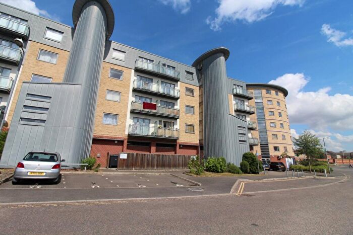 2 Bedroom Flat To Rent In Rapier Street, Ipswich, IP2