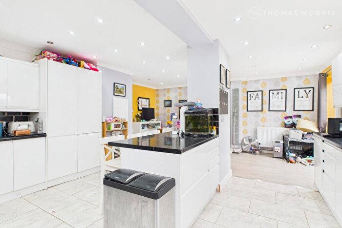 5 Bedroom End Of Terrace House For Sale In Shakespeare Road, St. Ives, Cambridgeshire, PE27