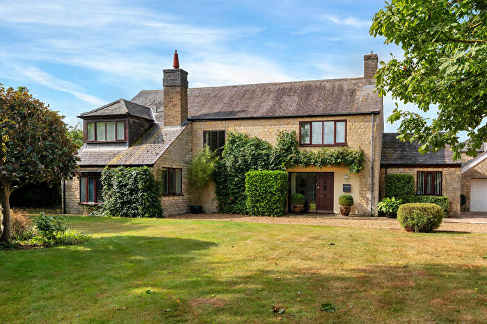 4 Bedroom Detached House For Sale In Kings Close, Market Overton, LE15