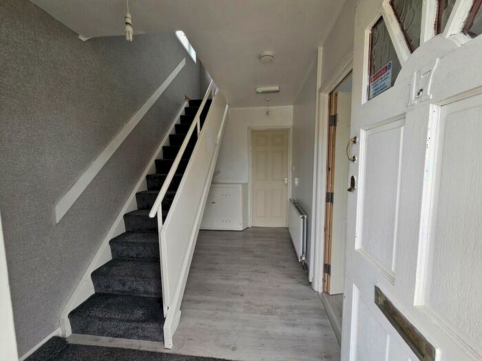 3 Bedroom Semi-Detached House To Rent In Hayton Green, Coventry, CV4