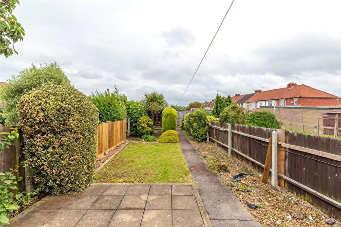 4 Bedroom Terraced House To Rent In Filton Avenue, Horfield, Bristol, BS7