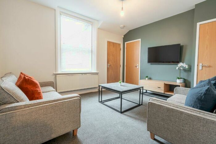 5 Bedroom Terraced House To Rent In Malcolm Street, Newcastle, NE6