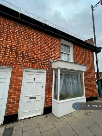 2 Bedroom Semi-Detached House To Rent In Church Street, Rayleigh, SS6