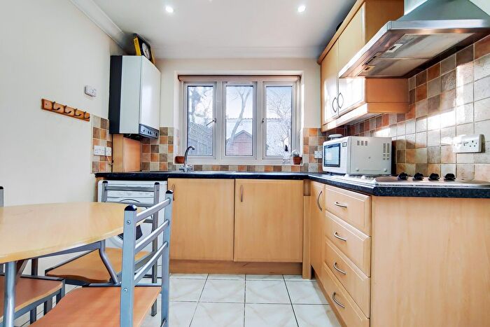 Studio To Rent In Darwin Road, Ealing, W5