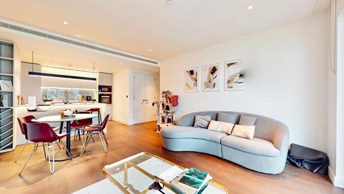 2 Bedroom Flat To Rent In Fountain Park Way, London, W12