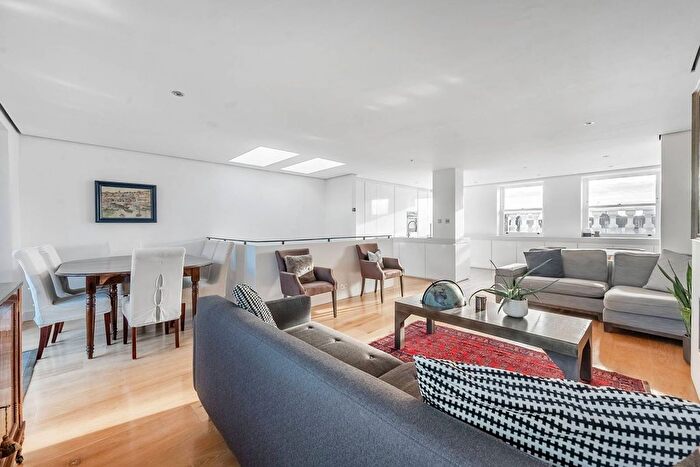 2 Bedroom Flat To Rent In Bramham Gardens, South Kensington, London, SW5