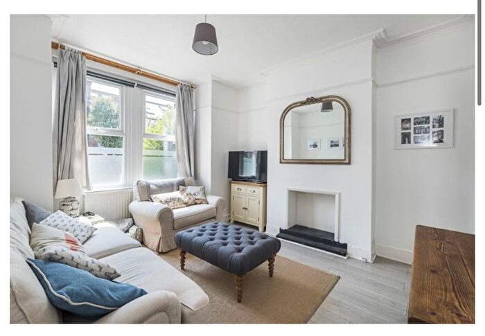 4 Bedroom Terraced House To Rent In Aldren Road, London, SW17