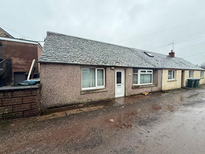 2 Bedroom Semi-Detached House To Rent In Carriers Entry, Perth, PH1