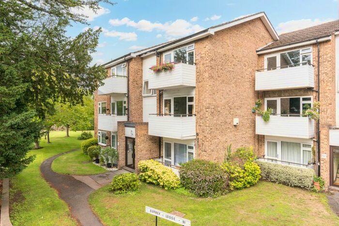 2 Bedroom Flat To Rent In Queens Road, Hersham, Walton-On-Thames, KT12