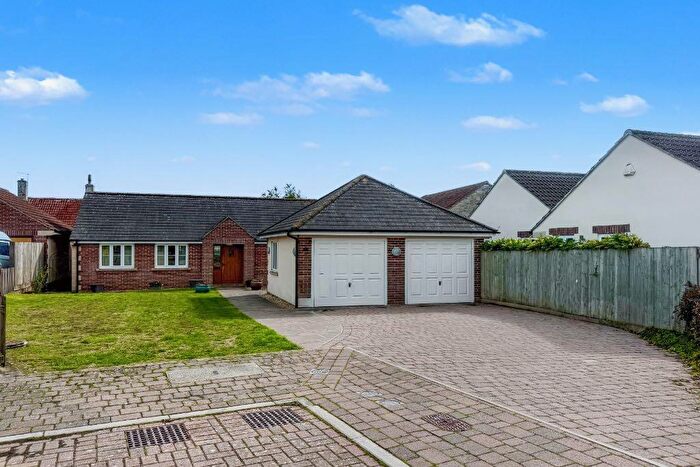 4 Bedroom Detached Bungalow For Sale In Hayward Drive, Baltonsborough, BA6