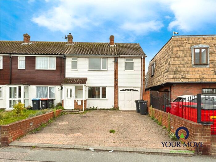 3 Bedroom End Of Terrace House For Sale In Newington Road, Ramsgate, Kent, CT12