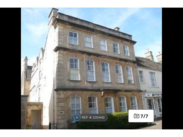 1 Bedroom Flat To Rent In Alexander House, Corsham, SN13