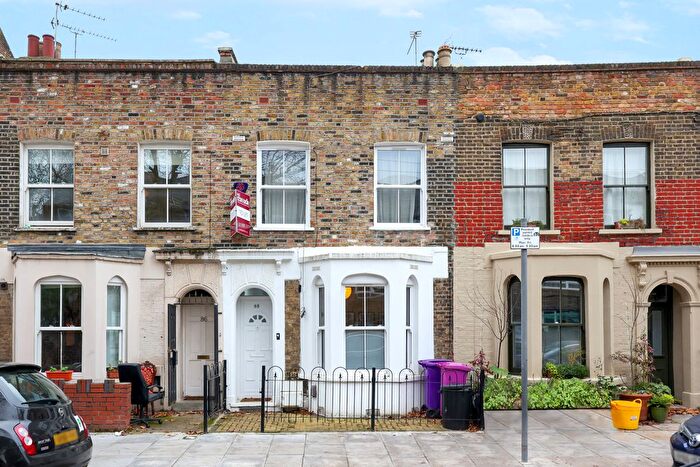 4 Bedroom Terraced House To Rent In Fairfoot Road, London, E3