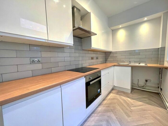 2 Bedroom Property To Rent In Thimblemill Road, Bearwood, Smethwick, B67