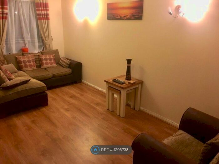 2 Bedroom Terraced House To Rent In Holly Gardens, West Drayton UB7